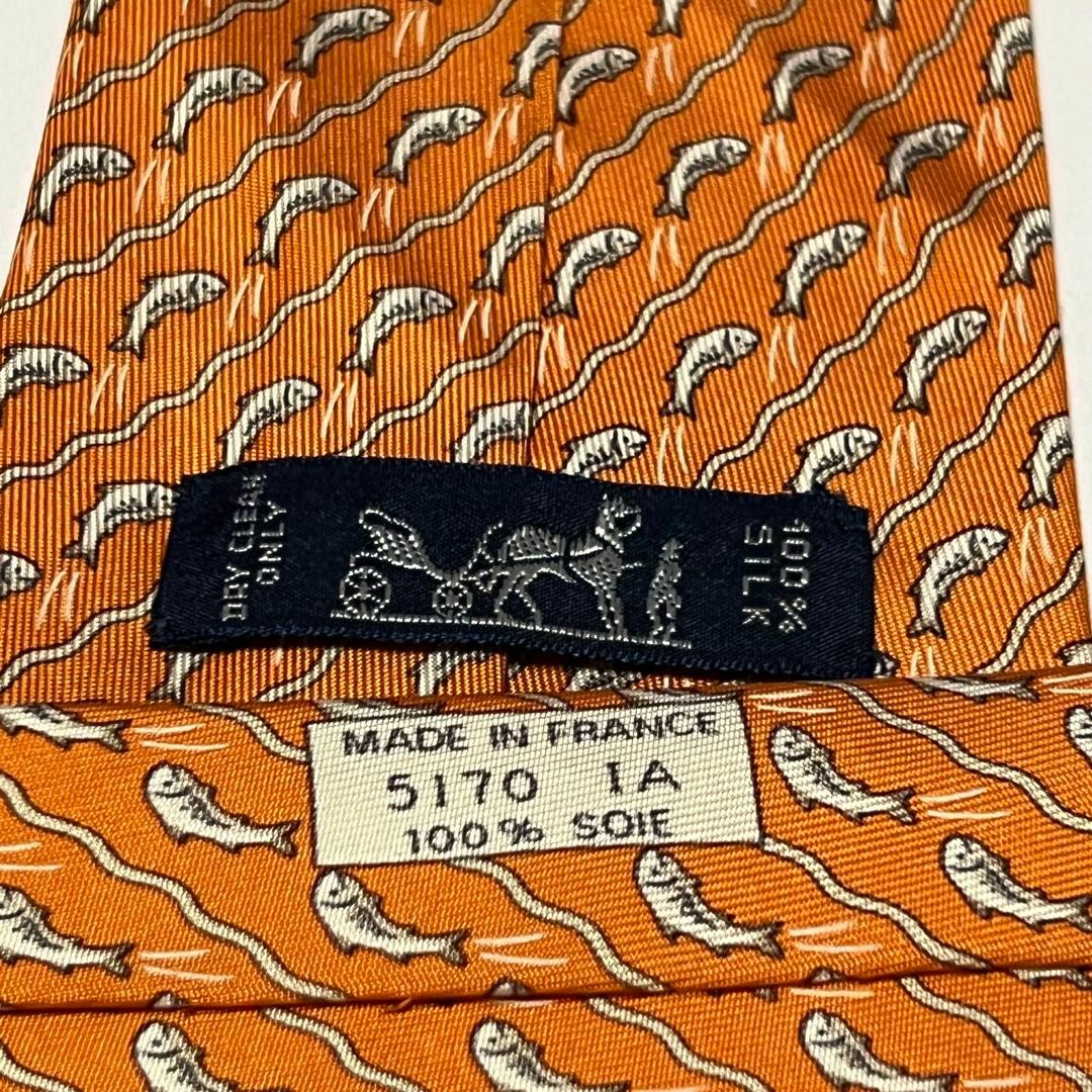 HERMES - HERMES 魚柄 オレンジ ネクタイ 044644の通販 by ☆即 HERMES - HERMES 魚柄 オレンジ ネクタイ 044644の通販 by ☆即