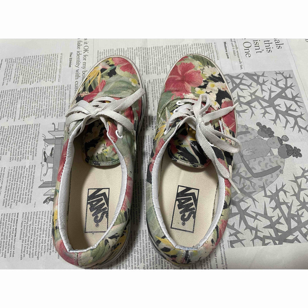 VANS - VANS 花柄スニーカーの通販 by ぽん's shop|ヴァンズ VANS - VANS 花柄スニーカーの通販 by ぽん's shop|ヴァンズ