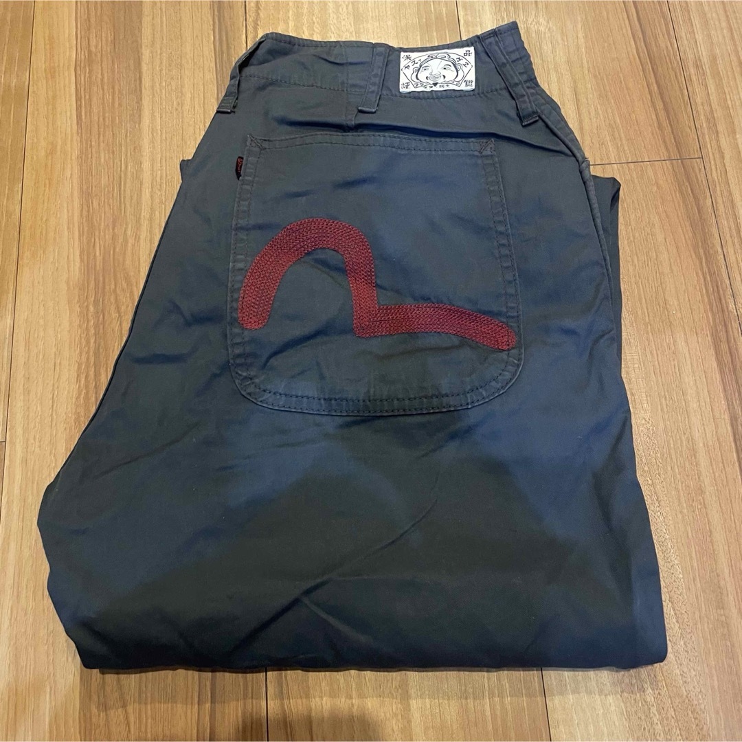 EVISU - サイズ30 赤刺繍 チノパン シャカシャカ エヴィス EVISU - サイズ30 赤刺繍 チノパン シャカシャカ エヴィス
