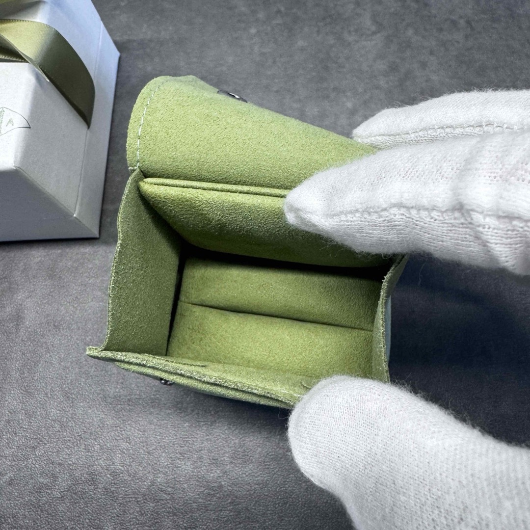 Van Cleef & Arpels - ヴァンクリーフ&アーペル ケース 箱 Van Cleef & Arpels - ヴァンクリーフ&アーペル ケース 箱