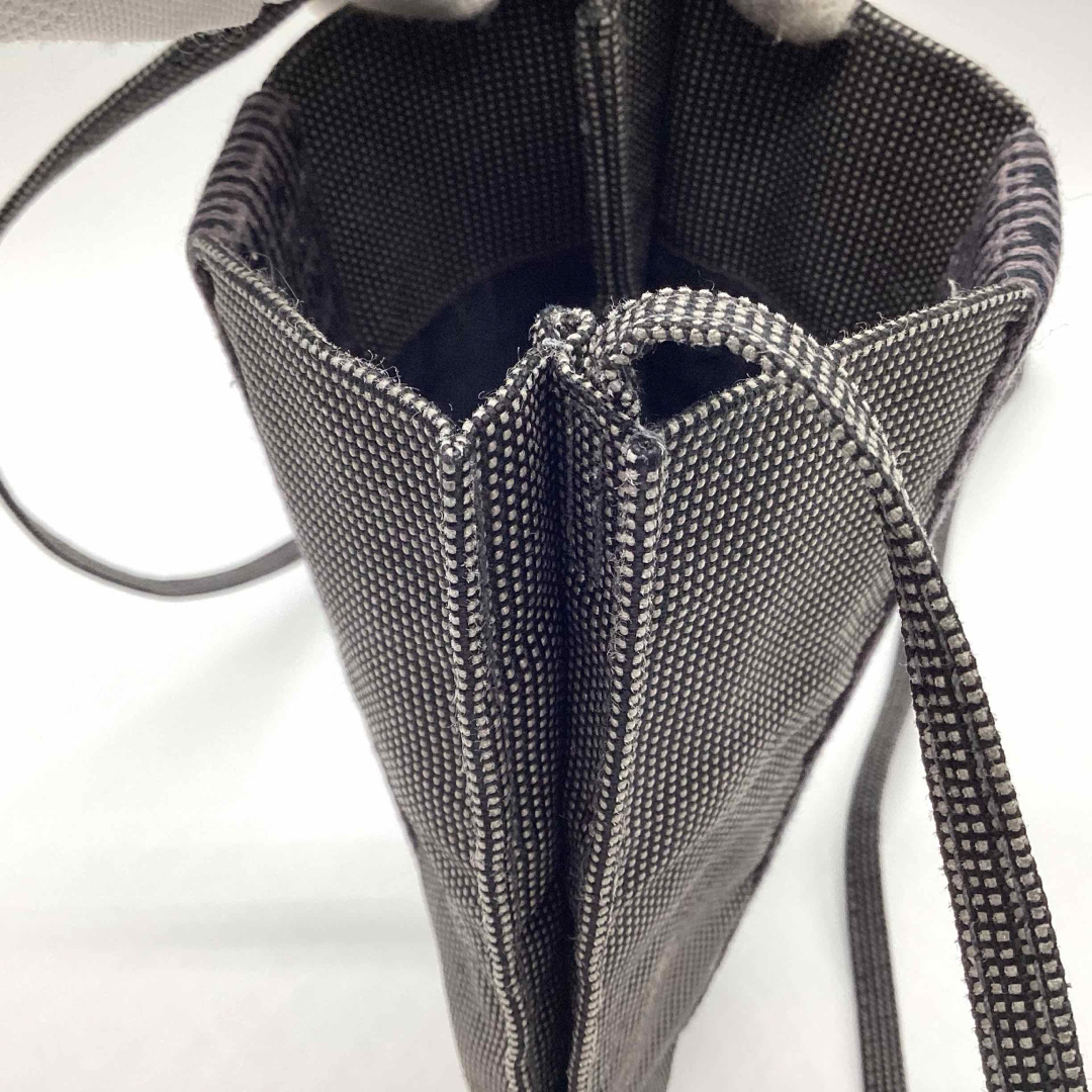 HERMES - 極美品 エルメス サコッシュ ポシェット メンズ HERMES - 極美品 エルメス サコッシュ ポシェット メンズ