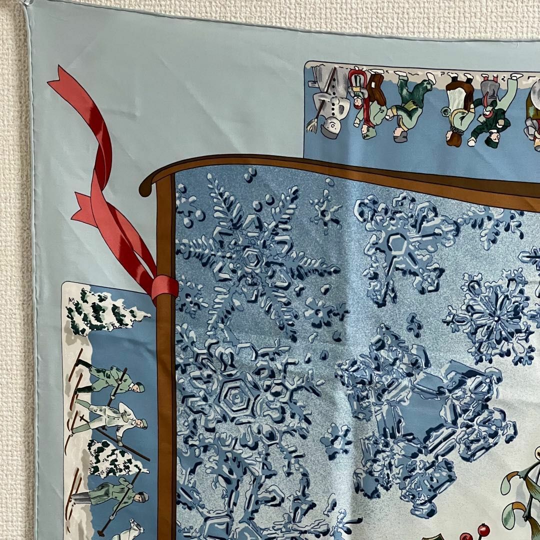 HERMES - HERMES 大判スカーフ カレ90 去年の雪 ブルー系 043918