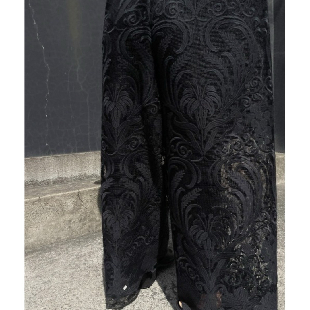 Ameri VINTAGE - 新品未使用 Ameri♡ CHLOE V NECK ROMPERSの Ameri VINTAGE - 新品未使用 Ameri♡ CHLOE V NECK ROMPERSの