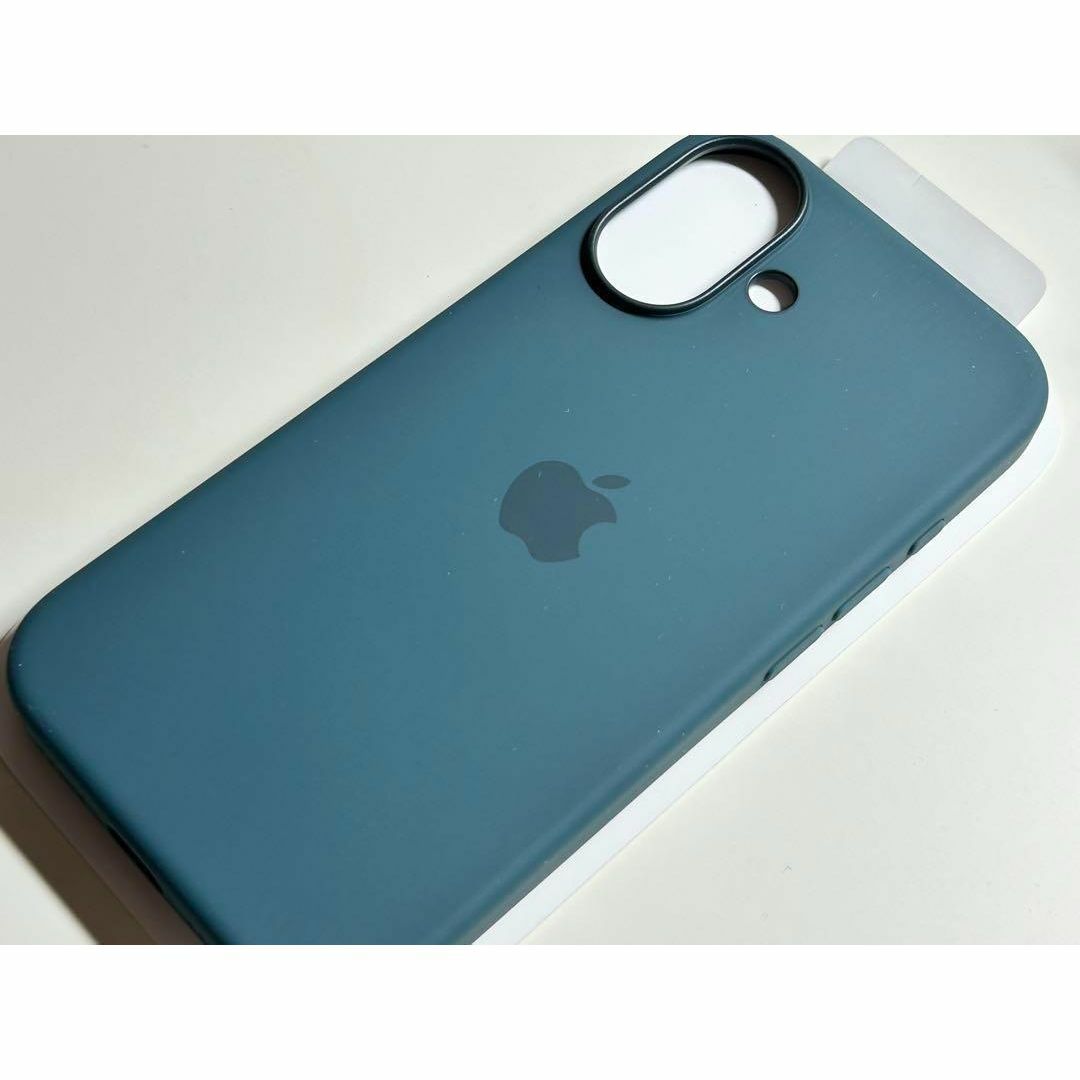 Apple - 【新品】純正 iPhone 16 シリコンケース・レイク Apple - 【新品】純正 iPhone 16 シリコンケース・レイク
