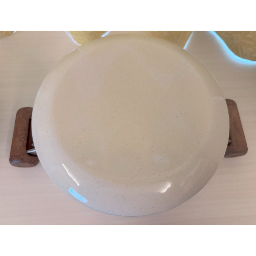 昭和レトロ】【未使用品】エジリー ホーロー鍋 両手鍋 花柄 20 昭和レトロ】【未使用品】エジリー ホーロー鍋 両手鍋 花柄 20