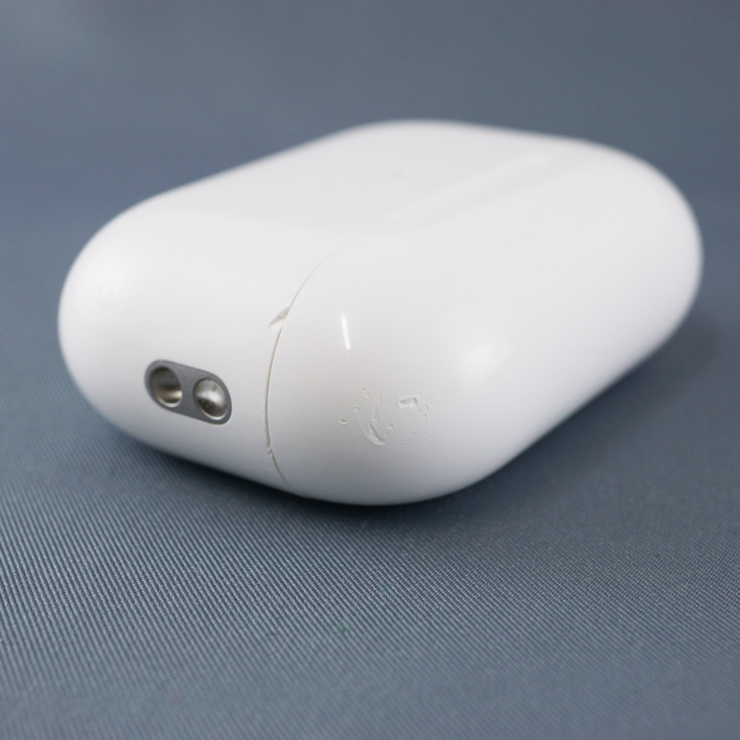 Apple - Apple AirPods Pro 第二世代 充電ケースのみ USED品 Apple - Apple AirPods Pro 第二世代 充電ケースのみ USED品