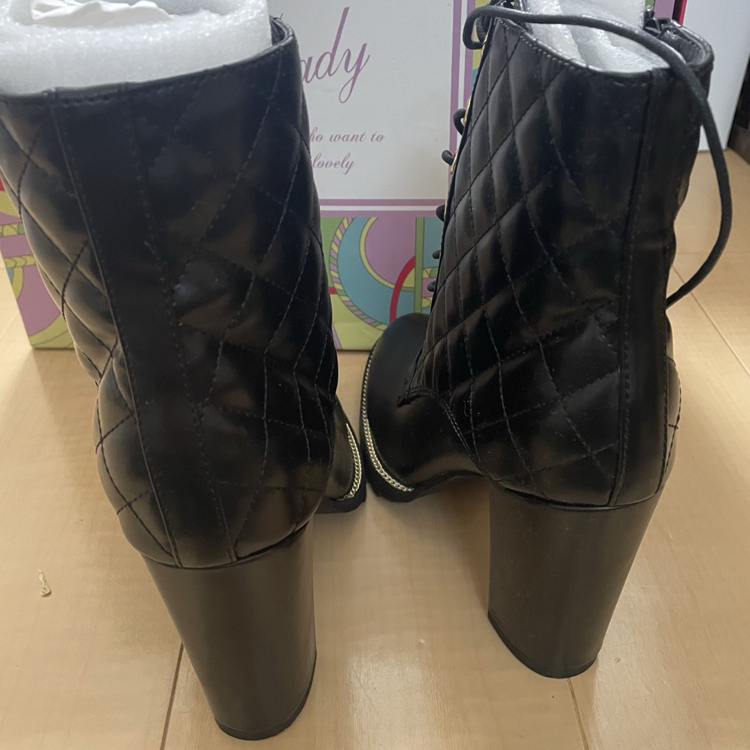Rady - Radyショートブーツ新品¥16000円の通販 by あきっち's Rady - Radyショートブーツ新品¥16000円の通販 by あきっち's