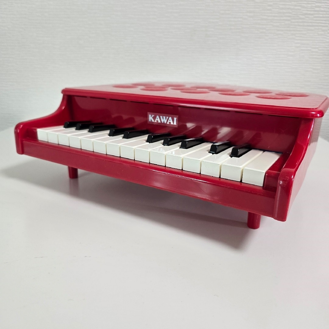 KAWAI(カワイ) - KAWAI ( 河合楽器製作所 ) ミニピアノ レッド KAWAI(カワイ) - KAWAI ( 河合楽器製作所 ) ミニピアノ レッド