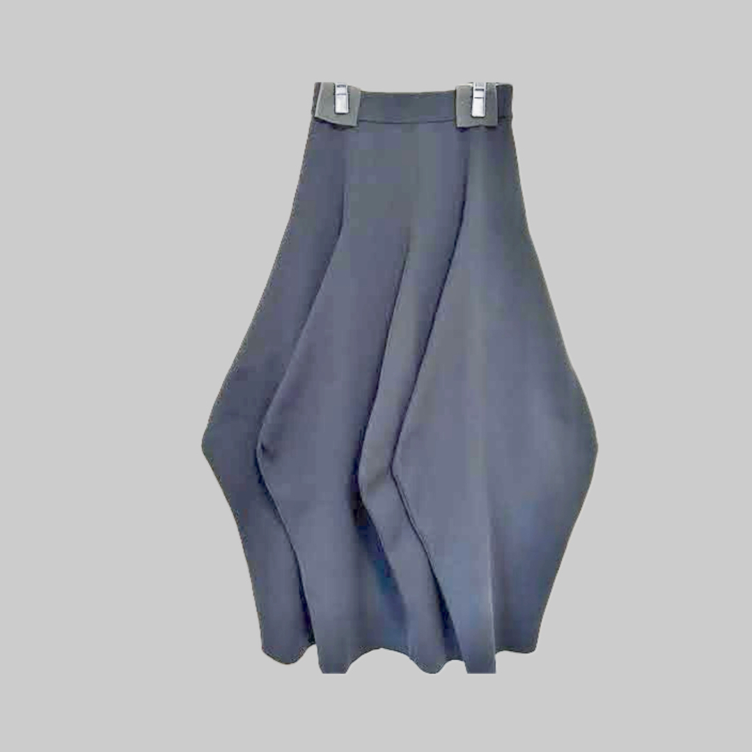ENFOLD - ENFOLD グレー ニット VaseフレアSKIRT バルーン ENFOLD - ENFOLD グレー ニット VaseフレアSKIRT バルーン