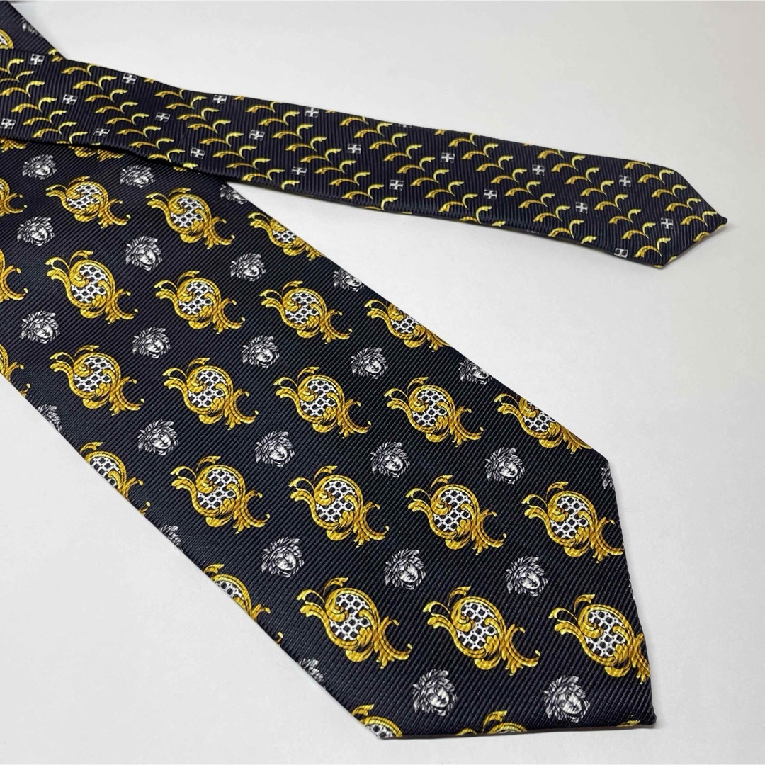 VERSACE - 新品 VERSACE ベルサーチ ヴェルサーチ ネクタイ VERSACE - 新品 VERSACE ベルサーチ ヴェルサーチ ネクタイ