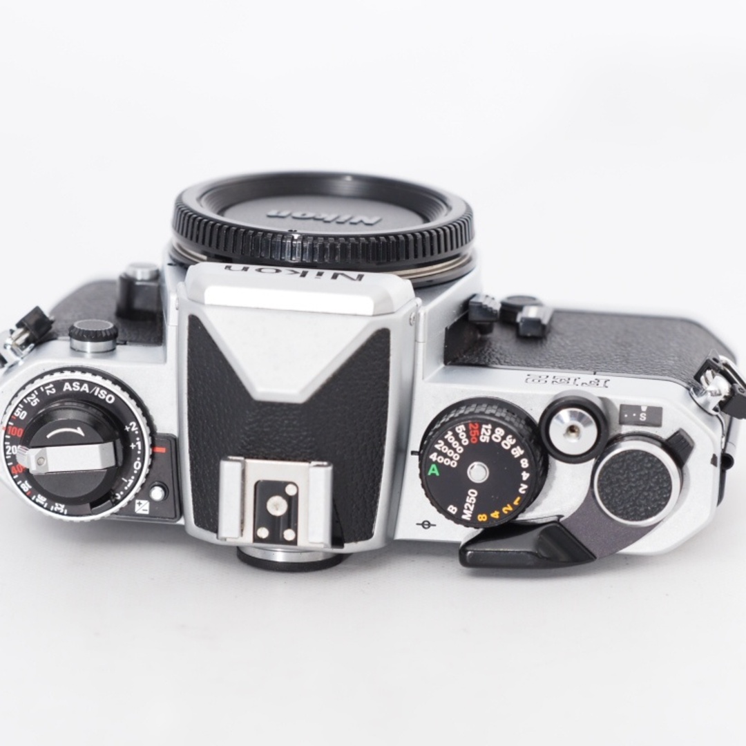 Nikon - Nikon ニコン フィルム一眼レフ FE2 シルバー ボディの Nikon - Nikon ニコン フィルム一眼レフ FE2 シルバー ボディの