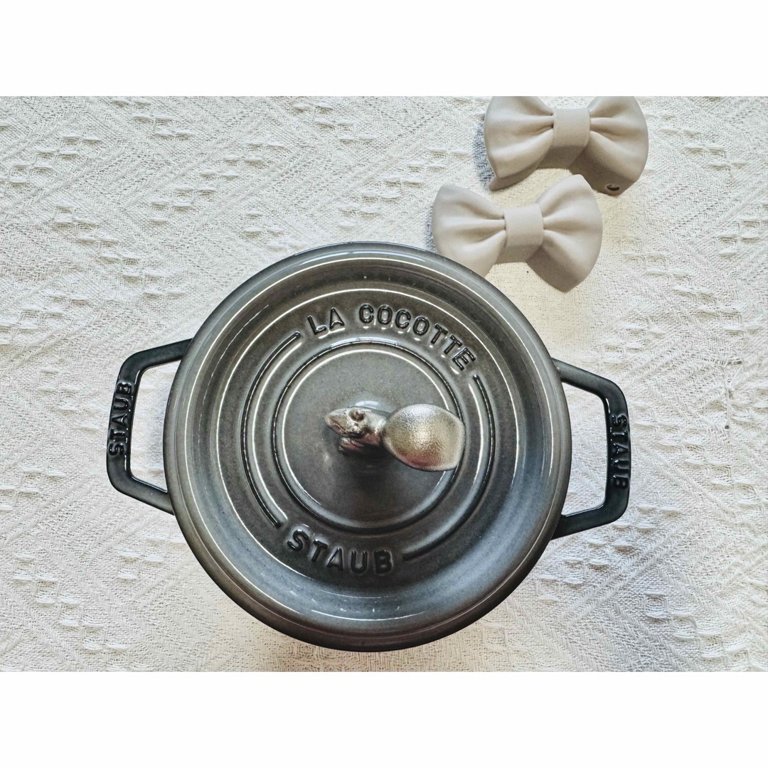 STAUB - STAUB ストウブ 両手鍋 グレー 16cmセットの通販 by STAUB - STAUB ストウブ 両手鍋 グレー 16cmセットの通販 by