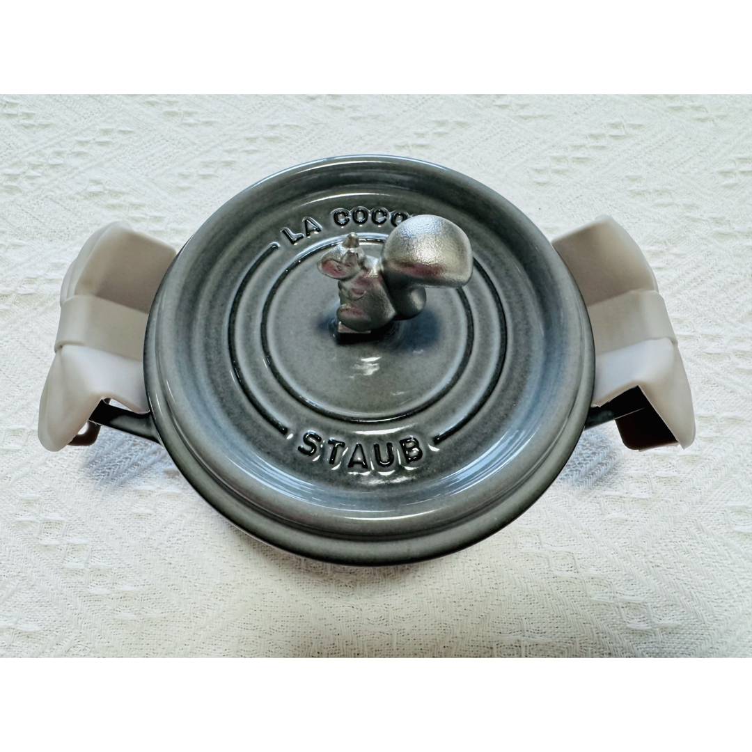 STAUB - STAUB ストウブ 両手鍋 グレー 16cmセットの通販 by STAUB - STAUB ストウブ 両手鍋 グレー 16cmセットの通販 by