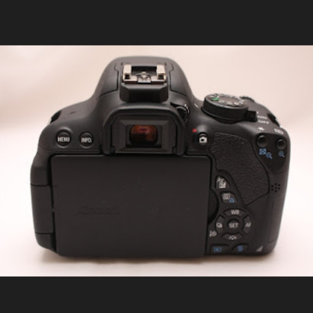 Canon - ショット極少!!キャノン Canon EOS Kiss X7i Wレンズ Canon - ショット極少!!キャノン Canon EOS Kiss X7i Wレンズ