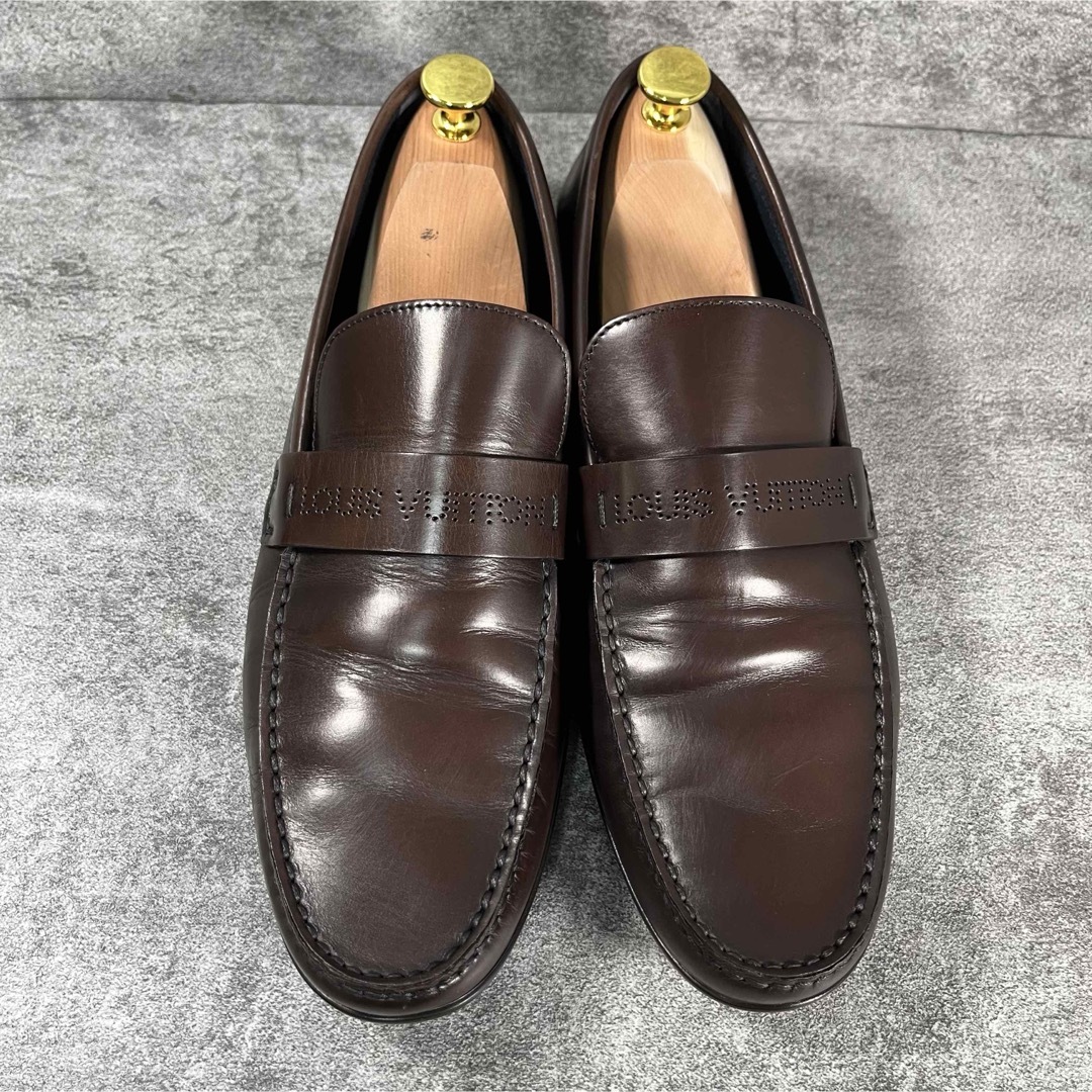LOUIS VUITTON - ルイ・ヴィトン LOUIS VUITTON ローファー 靴 LOUIS VUITTON - ルイ・ヴィトン LOUIS VUITTON ローファー 靴