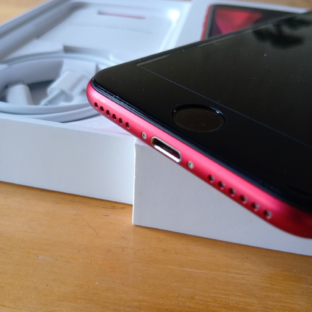 iPhone - simフリー iPhone SE2 レッド 64GB 判定○ 小型 iPhone - simフリー iPhone SE2 レッド 64GB 判定○ 小型