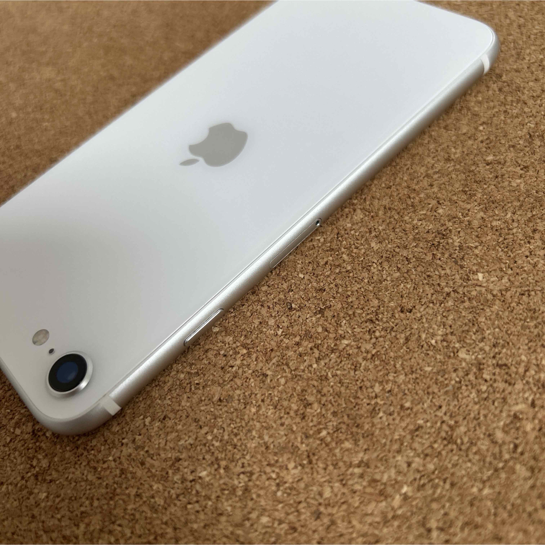 iPhone - 910 電池ほぼ新品☆比較的美品☆iPhoneSE2 64GB SIM iPhone - 910 電池ほぼ新品☆比較的美品☆iPhoneSE2 64GB SIM