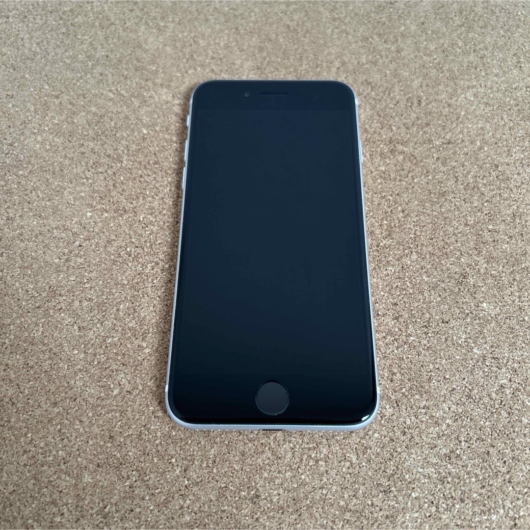 iPhone - 910 電池ほぼ新品☆比較的美品☆iPhoneSE2 64GB SIM iPhone - 910 電池ほぼ新品☆比較的美品☆iPhoneSE2 64GB SIM