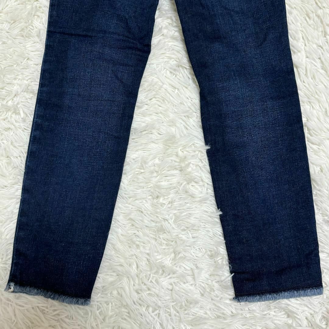 23区(ニジュウサンク)の【美品】23区 denim ストレッチ スキニー ガールフレンドデニム　32 レディースのパンツ(デニム/ジーンズ)の商品写真