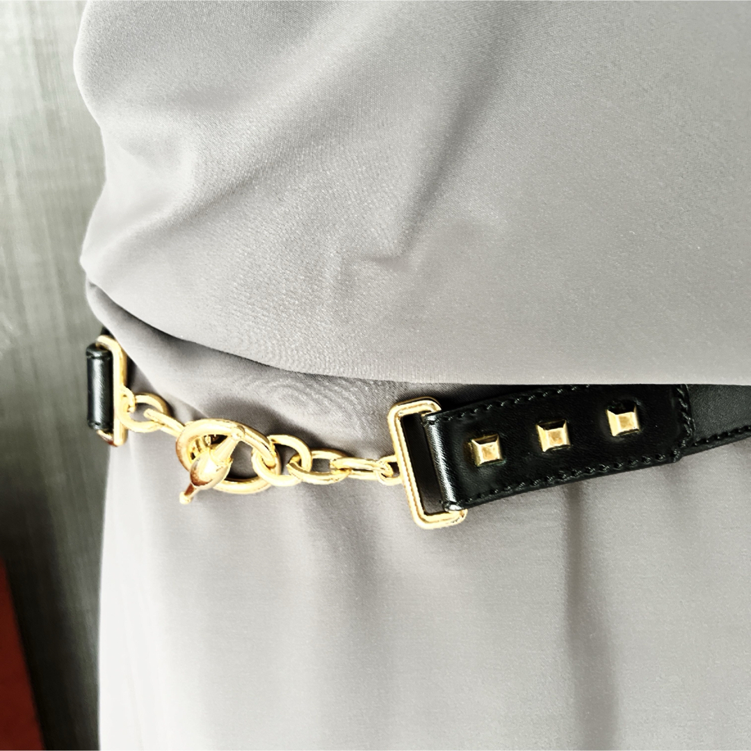 GUCCI - 極美品 GUCCIグッチ グレー ベルト 本革 スタッズ GUCCI - 極美品 GUCCIグッチ グレー ベルト 本革 スタッズ