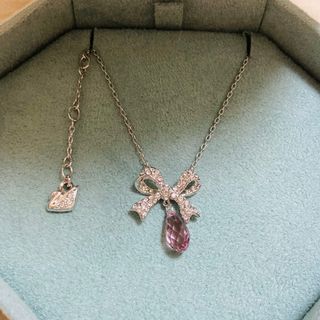 SWAROVSKI - 美品 スワロフスキー 今期新作 アリアナ・グランデ SWAROVSKI - 美品 スワロフスキー 今期新作 アリアナ・グランデ
