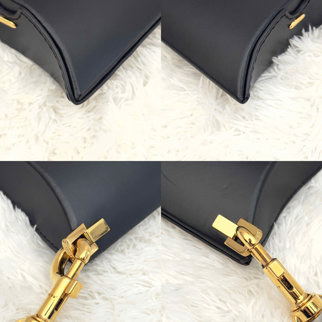 sacai - ☆極美品☆sacai ショルダーバッグ ゴールド金具 ピロー sacai - ☆極美品☆sacai ショルダーバッグ ゴールド金具 ピロー