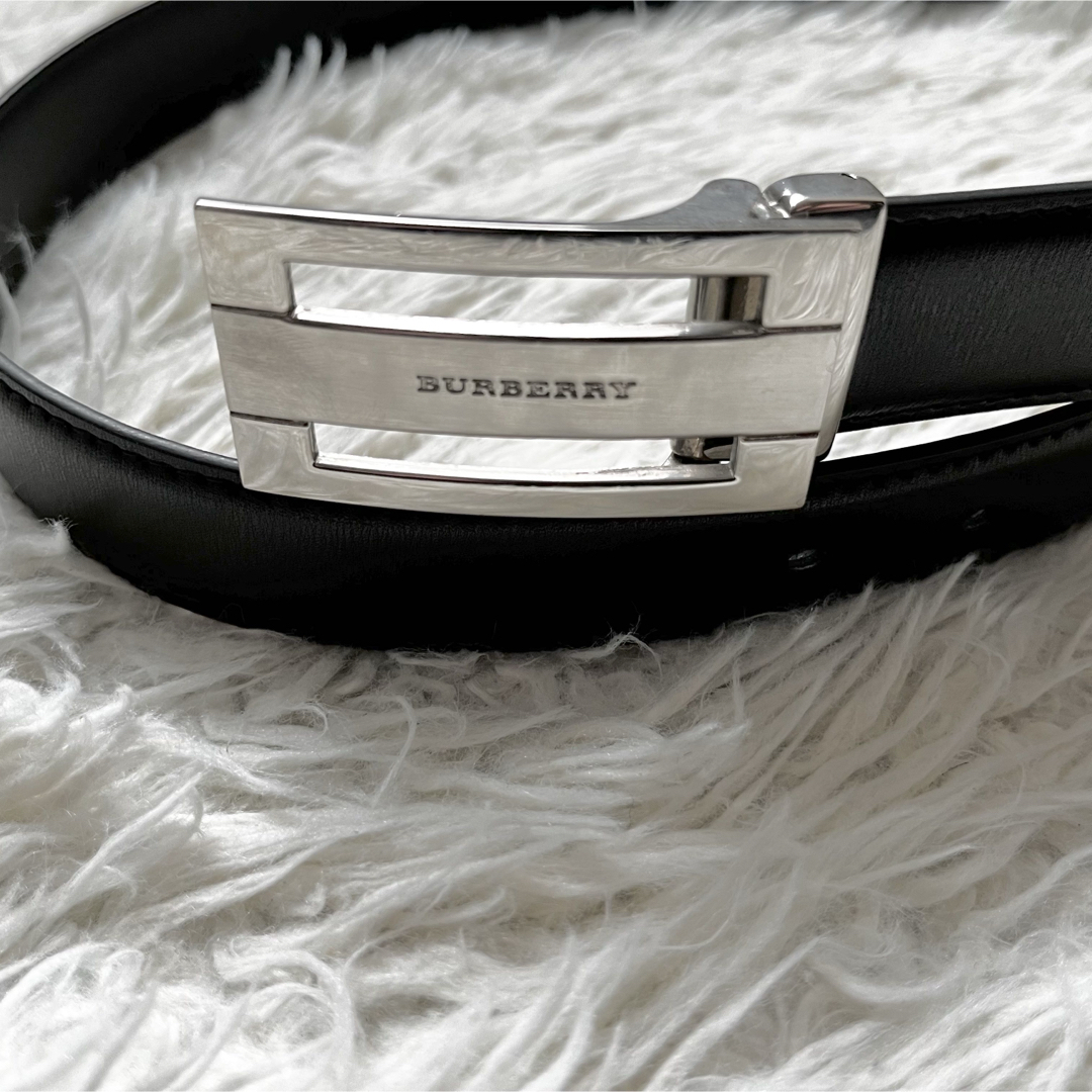 BURBERRY - (美品)バーバリー レザーベルト シルバー金具 BURBERRY - (美品)バーバリー レザーベルト シルバー金具