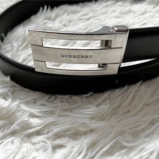 BURBERRY - (美品)バーバリー レザーベルト シルバー金具 BURBERRY - (美品)バーバリー レザーベルト シルバー金具