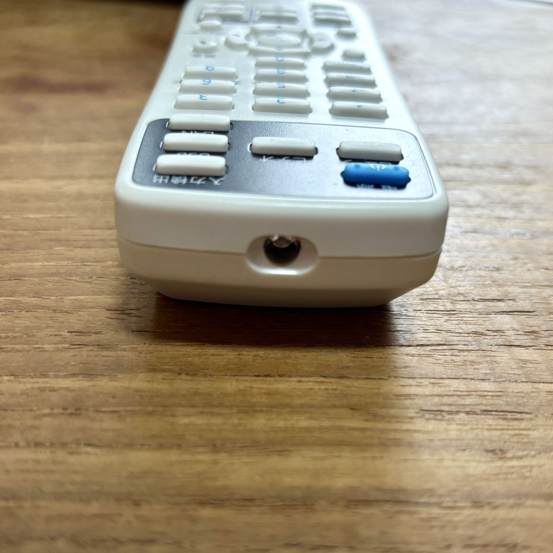EPSON - EPSON プロジェクターリモコンの通販 by sallys's shop EPSON - EPSON プロジェクターリモコンの通販 by sallys's shop