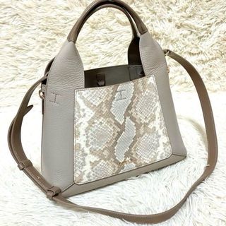 FURLA - フルラ FURLA トートバッグ ミディアム GENESI M FURLA - フルラ FURLA トートバッグ ミディアム GENESI M