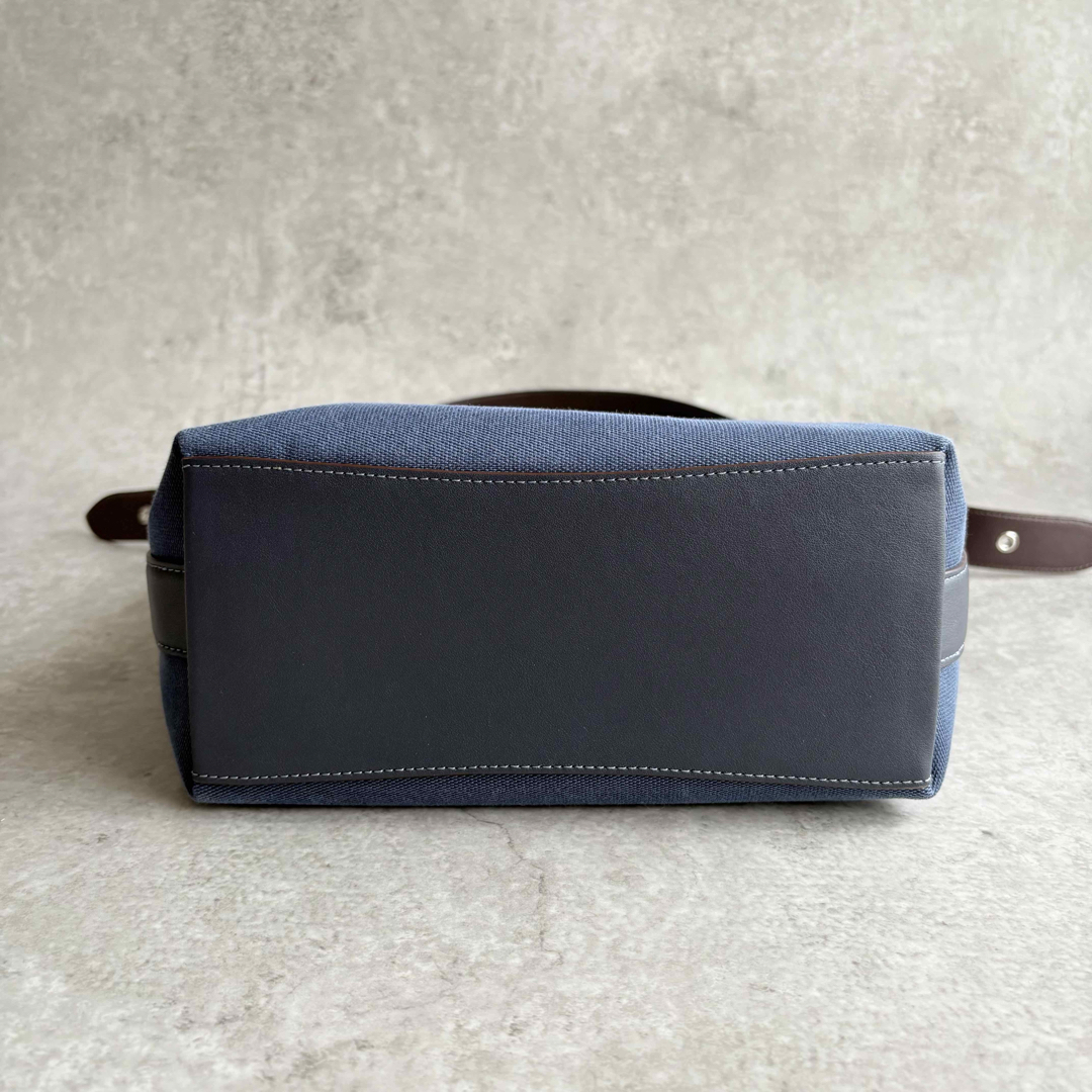 COACH - 【極美品】COACH ヴァルダッフル ホースロゴ デニム COACH - 【極美品】COACH ヴァルダッフル ホースロゴ デニム