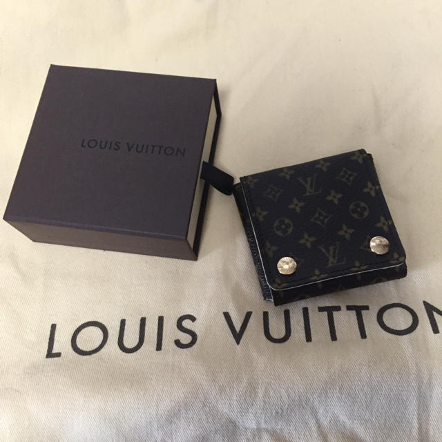 LOUIS VUITTON(ルイヴィトン)のMIYU様専用！ヴィトン ジュエリーケース レディースのアクセサリー(その他)の商品写真