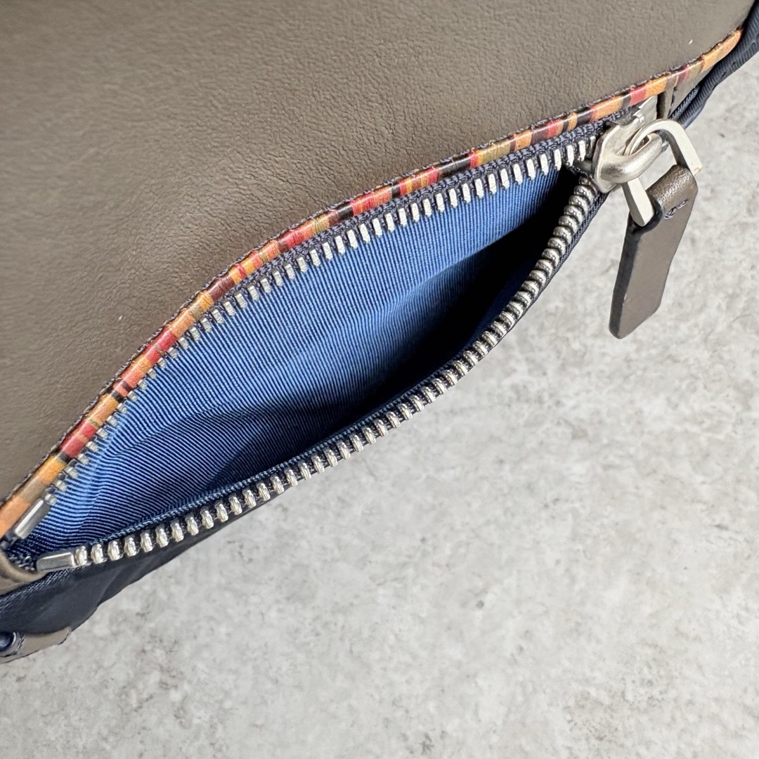 Paul Smith - 【極美品】ポールスミス マルチストライプ ボディ Paul Smith - 【極美品】ポールスミス マルチストライプ ボディ