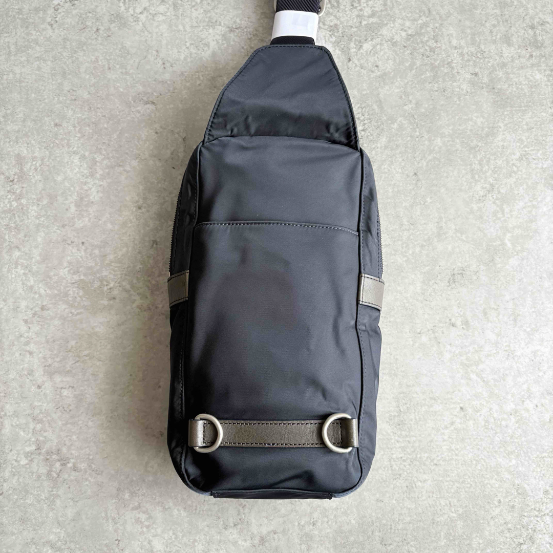 Paul Smith - 【極美品】ポールスミス マルチストライプ ボディ Paul Smith - 【極美品】ポールスミス マルチストライプ ボディ