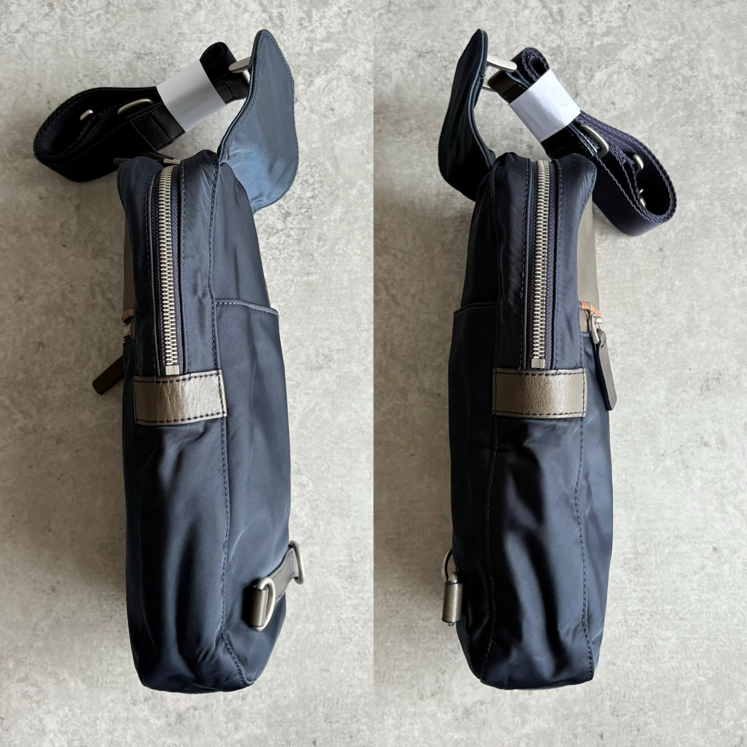 Paul Smith - 【極美品】ポールスミス マルチストライプ ボディ Paul Smith - 【極美品】ポールスミス マルチストライプ ボディ