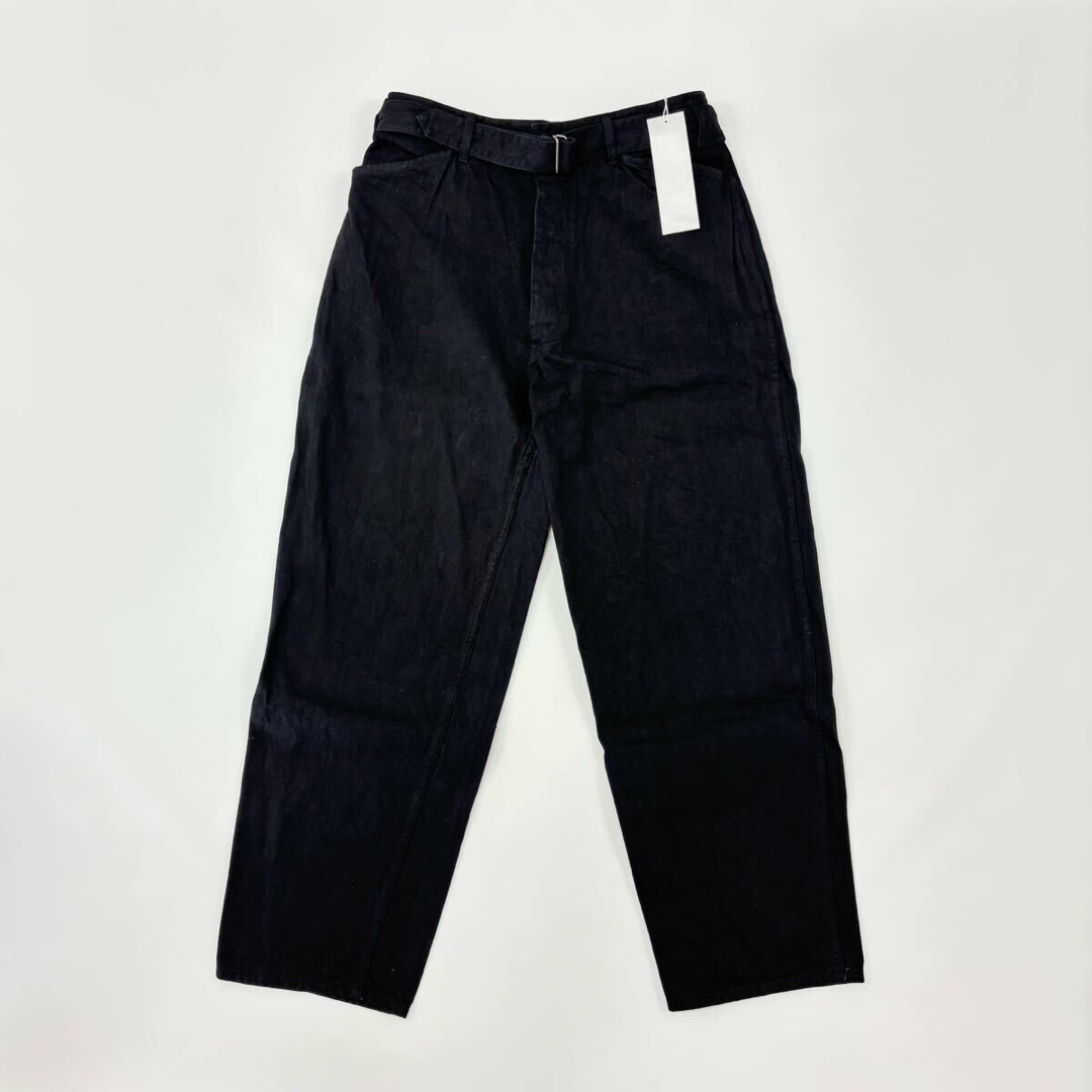 COMOLI - 25ss 新品 COMOLI デニム ベルテッド パンツ ブラック COMOLI - 25ss 新品 COMOLI デニム ベルテッド パンツ ブラック