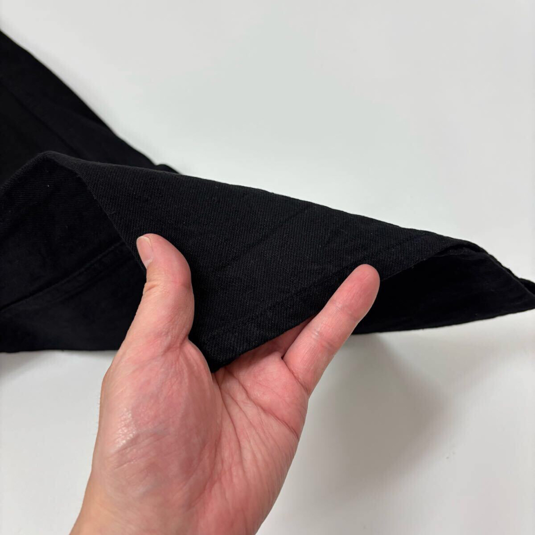 COMOLI - 25ss 新品 COMOLI デニム ベルテッド パンツ ブラック COMOLI - 25ss 新品 COMOLI デニム ベルテッド パンツ ブラック