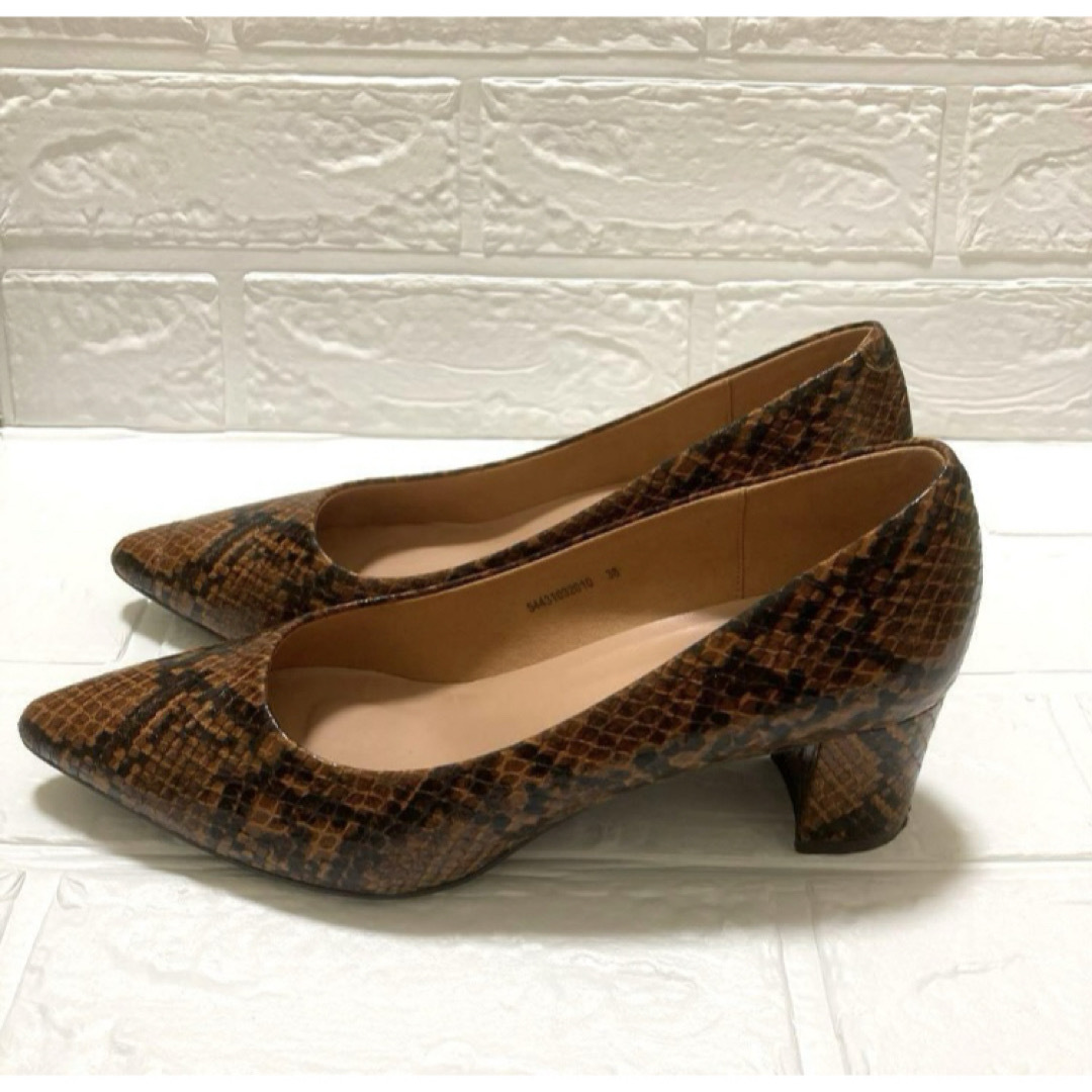 AU BANNISTER - Au BANNISTER パンプス チャンキーヒール 24cm AU BANNISTER - Au BANNISTER パンプス チャンキーヒール 24cm