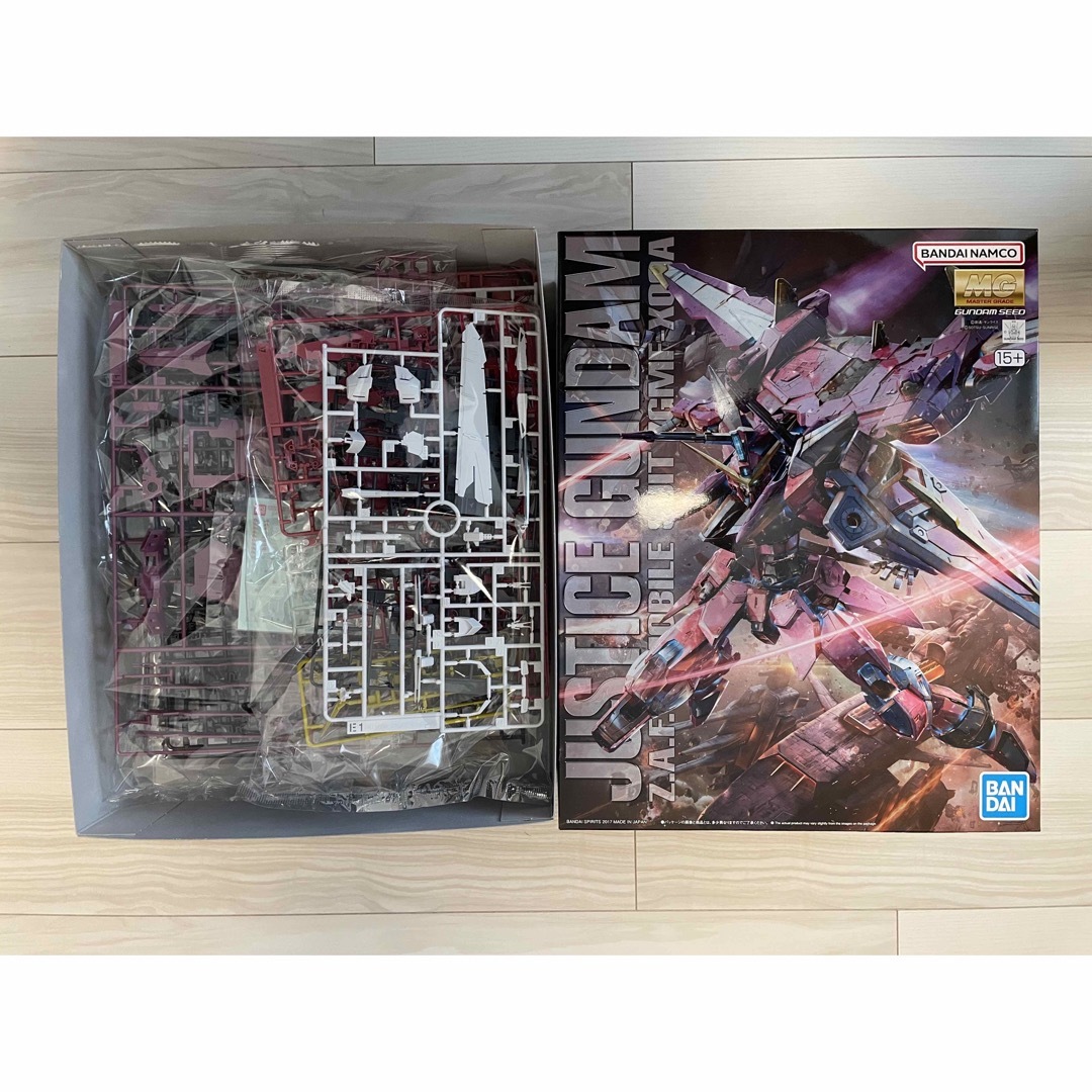 BANDAI - 【2体セット】MGフリーダムガンダム Ver.2.0 BANDAI - 【2体セット】MGフリーダムガンダム Ver.2.0