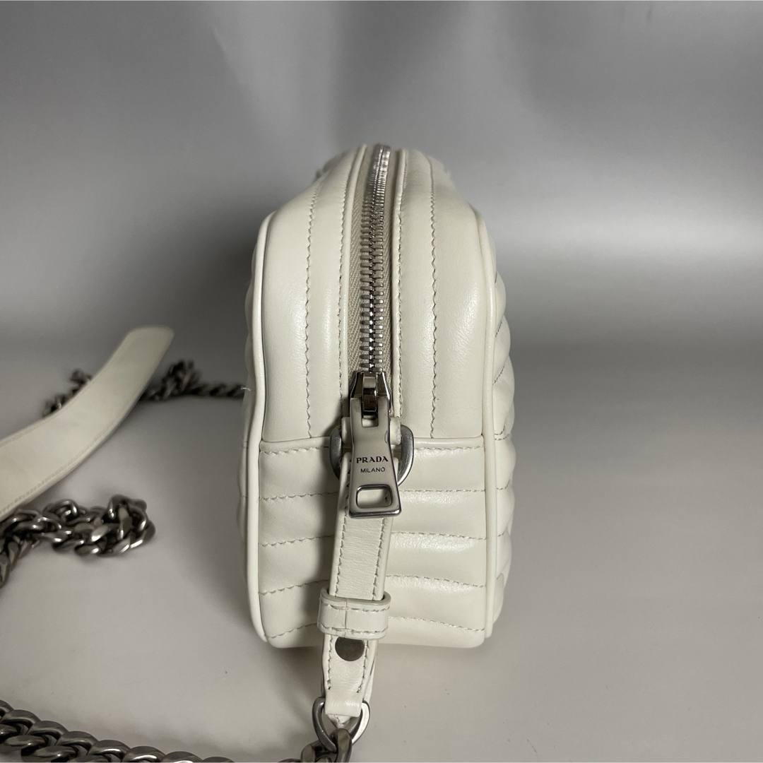 PRADA - Prada 極美品 ダイアグラム チェーン ショルダーバッグ PRADA - Prada 極美品 ダイアグラム チェーン ショルダーバッグ