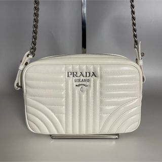 PRADA - プラダ PRADA ショルダーバッグ トライアングルロゴ PRADA - プラダ PRADA ショルダーバッグ トライアングルロゴ