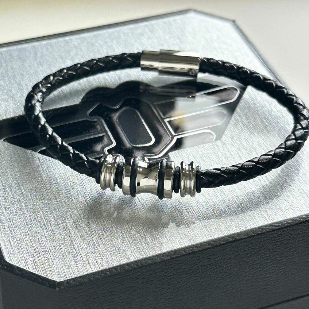 POLICE - ☆ポリス ブレスレット 正規品 純正 ショッパー付 POLICE - ☆ポリス ブレスレット 正規品 純正 ショッパー付