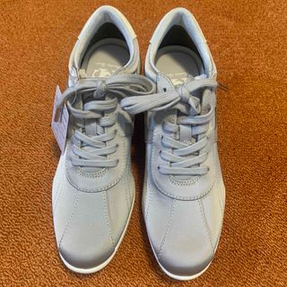 HAWKINS - 新品◇HAWKINS brilliant◇軽量 EVA底 厚底スニーカー HAWKINS - 新品◇HAWKINS brilliant◇軽量 EVA底 厚底スニーカー