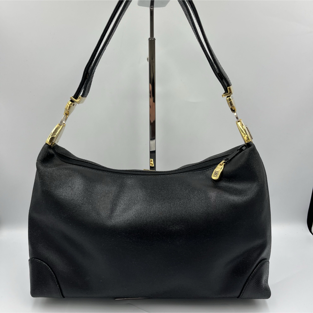 GIVENCHY - 【良品】ジバンシー ワンショルダーバッグ 2way ロゴ GIVENCHY - 【良品】ジバンシー ワンショルダーバッグ 2way ロゴ