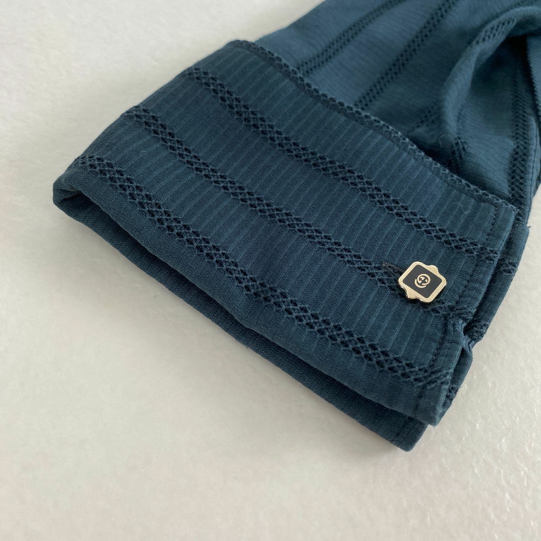 GUCCI - グッチ ブラウス 長袖 GGロゴ GUCCI かわいい 希少 GUCCI - グッチ ブラウス 長袖 GGロゴ GUCCI かわいい 希少