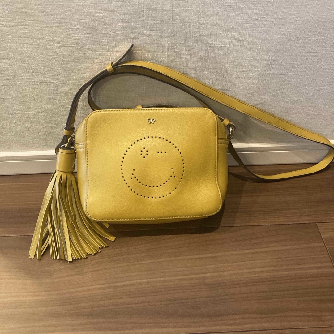 ANYA HINDMARCH - アニヤハインドマーチ スマイリー クロス ANYA HINDMARCH - アニヤハインドマーチ スマイリー クロス