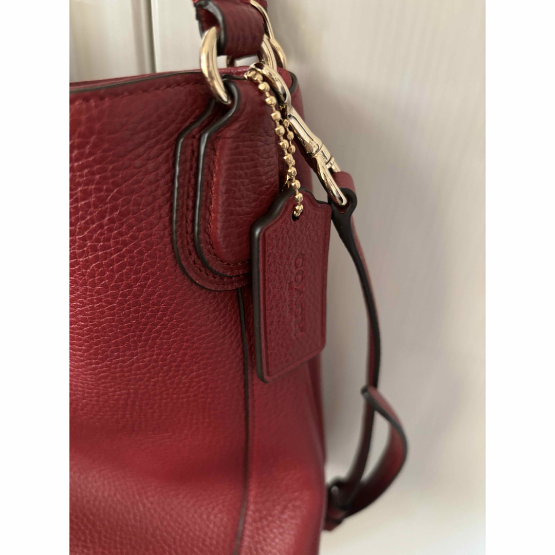 COACH - コーチ バーガンディショルダーバッグの通販 by じゅん COACH - コーチ バーガンディショルダーバッグの通販 by じゅん