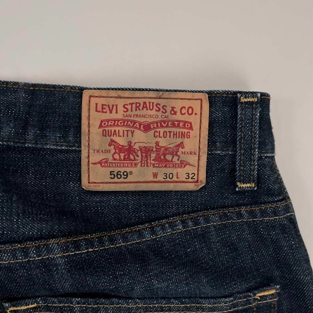 Levi's - 濃紺 00s リーバイス 569 デニム ワイド w30 L32 古着 Levi's - 濃紺 00s リーバイス 569 デニム ワイド w30 L32 古着