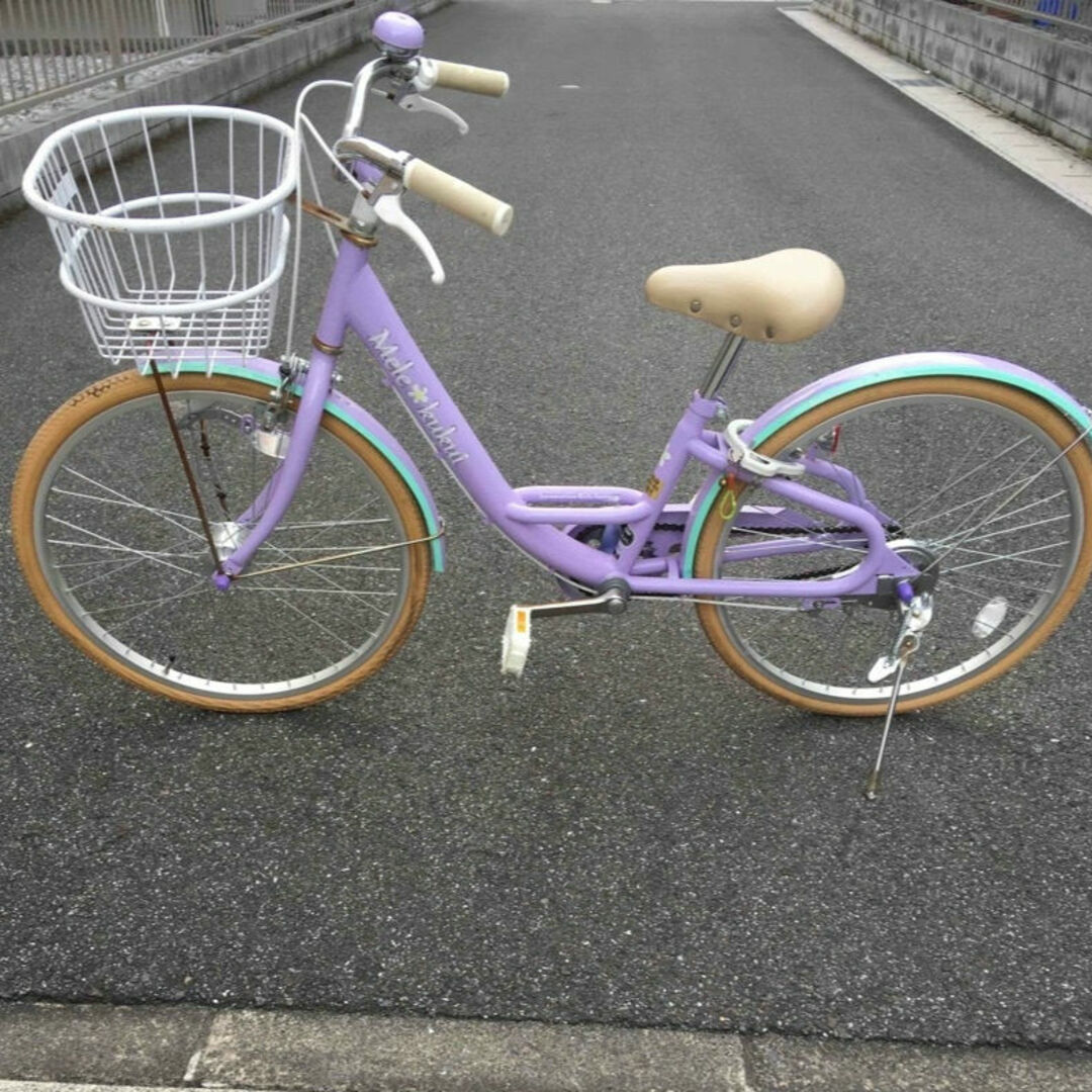 AEON(イオン)の自転車　女の子　22インチ キッズ/ベビー/マタニティの外出/移動用品(自転車)の商品写真