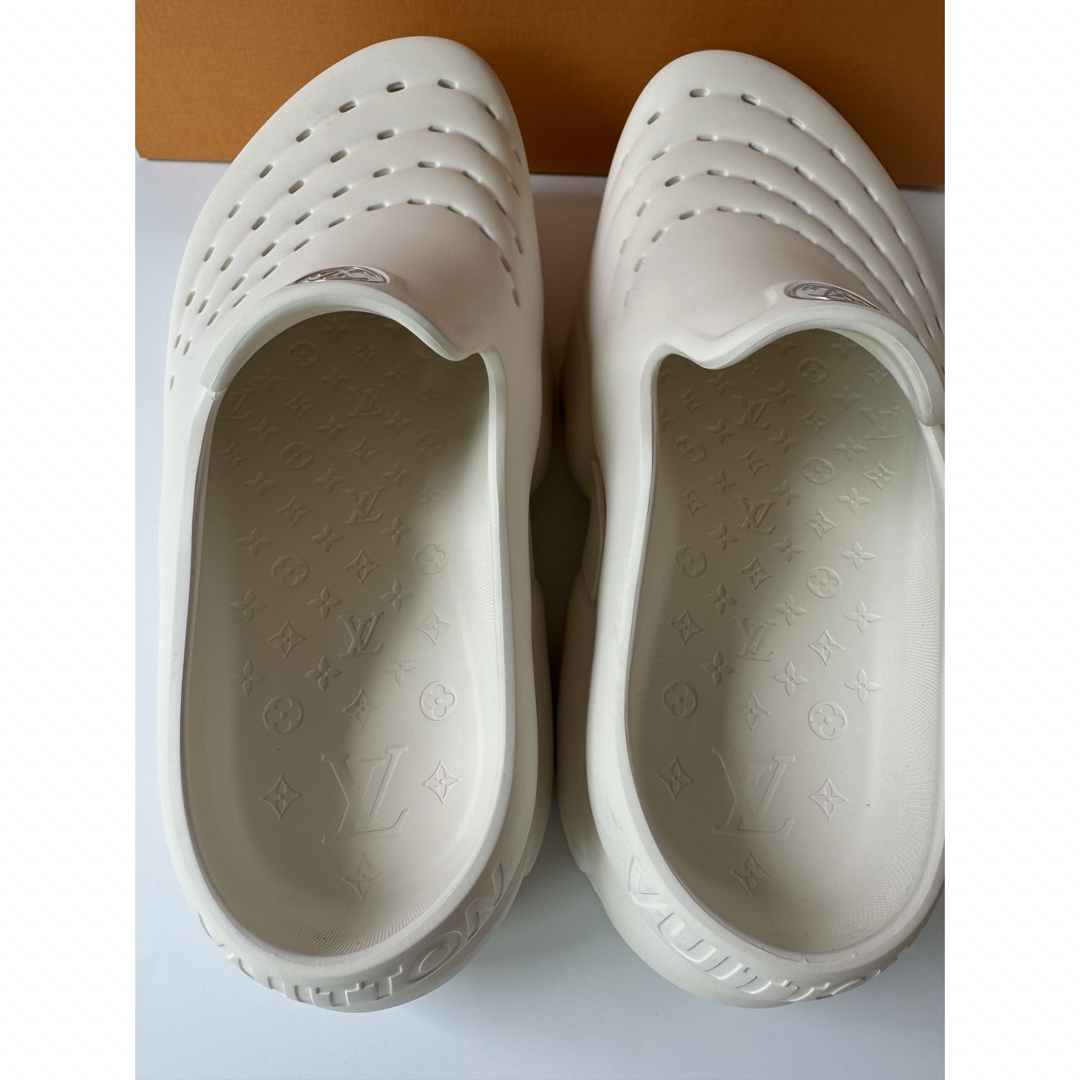LOUIS VUITTON - 【美品】ルイヴィトン 2023シャークサンダル 26 LOUIS VUITTON - 【美品】ルイヴィトン 2023シャークサンダル 26